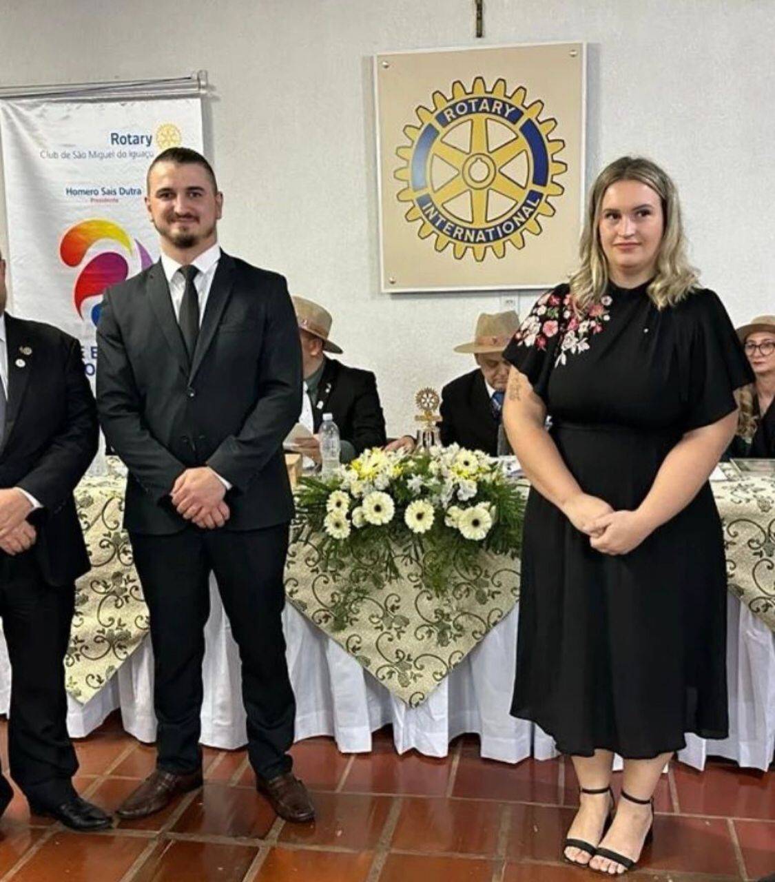 Admissão de 2 novos companheiros 