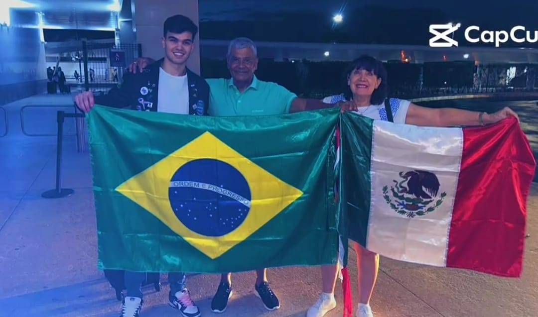 Gabriel é recebido no México