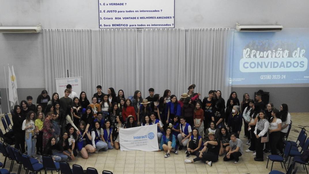 No dia 19 de agosto de 2023 realizamos nossa primeira Reunião de Convidados desse ano rotário, que contou com a presença de mais de 40 convidados, nosso Rotaract irmão, intercambistas e muito mais.