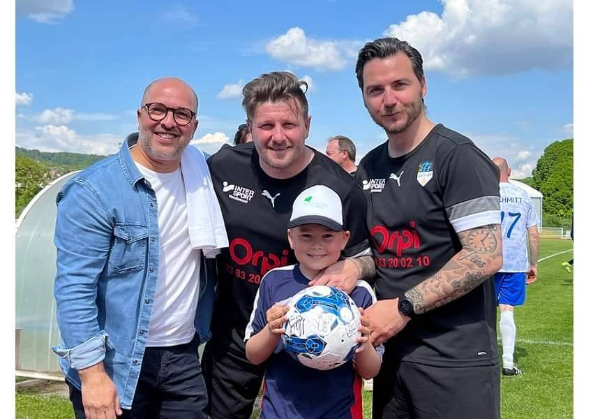 Partida de futebol na França