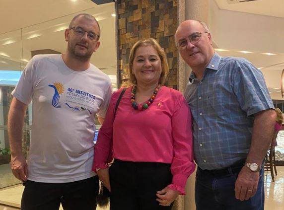 Junior Terra, Ester Scheid e Adir Seleski.