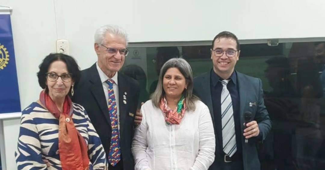 12 novos membros no Rotary Club de Cardoso - Grandes Lagos