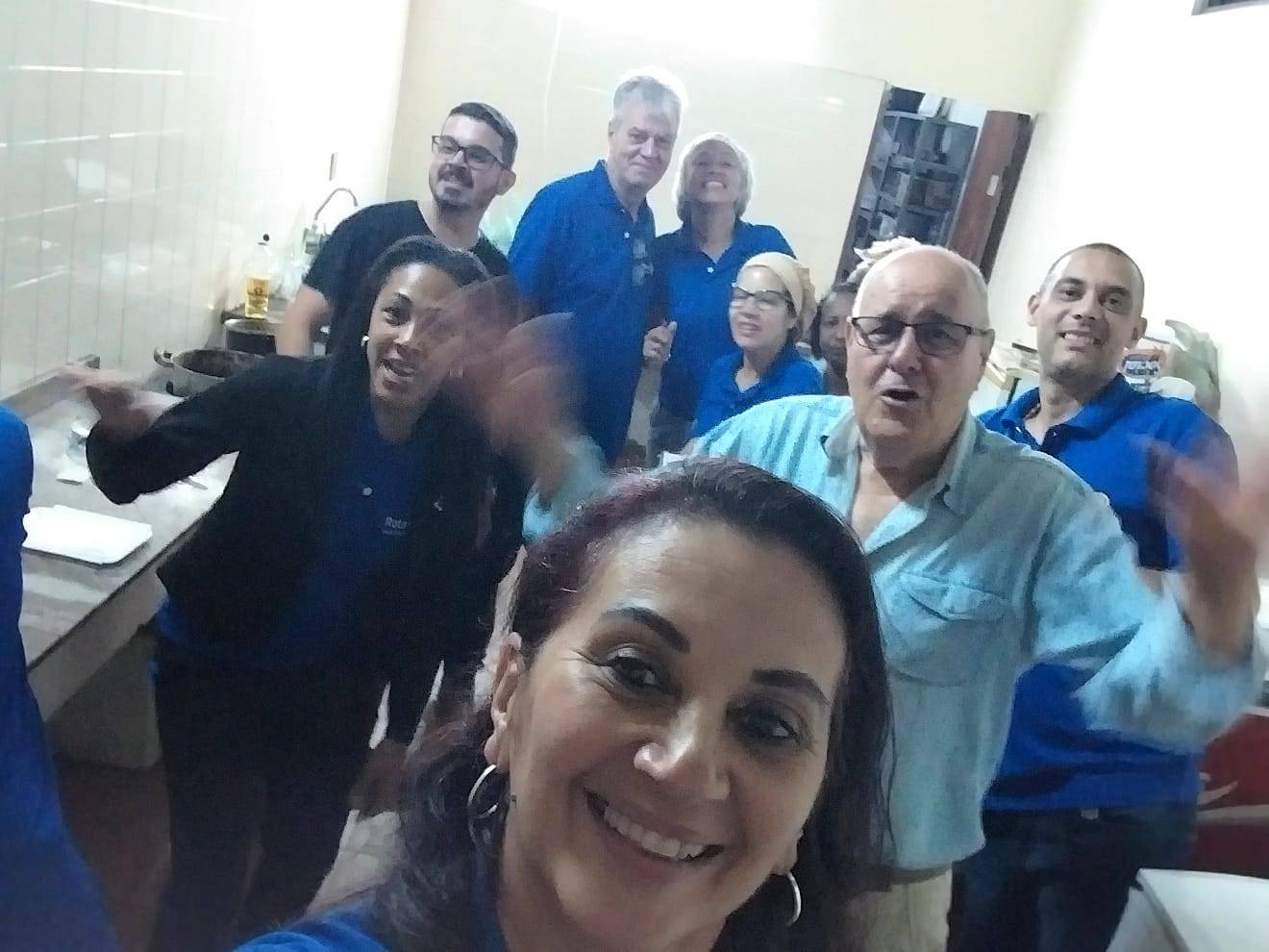 No ultimo dia 01/09/23 aconteceu a Seresta dançante beneficente no Rotary Club de Pinheiral. O cantor Jeferson Torres foi brilhante mais uma vez em sua participação. Parabéns a todos os Companheiros ( as ) do Rotary Club de Pinheiral pela organização e participação no evento. Foi um sucesso!