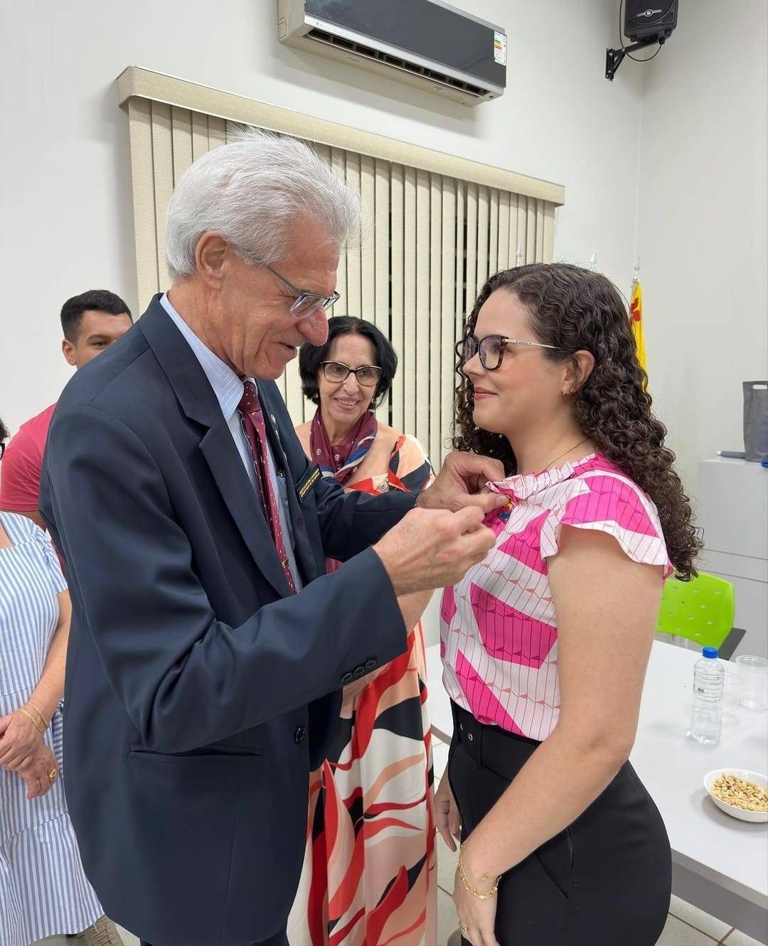 Nova empossada no Rotary Club de Olímpia Integração