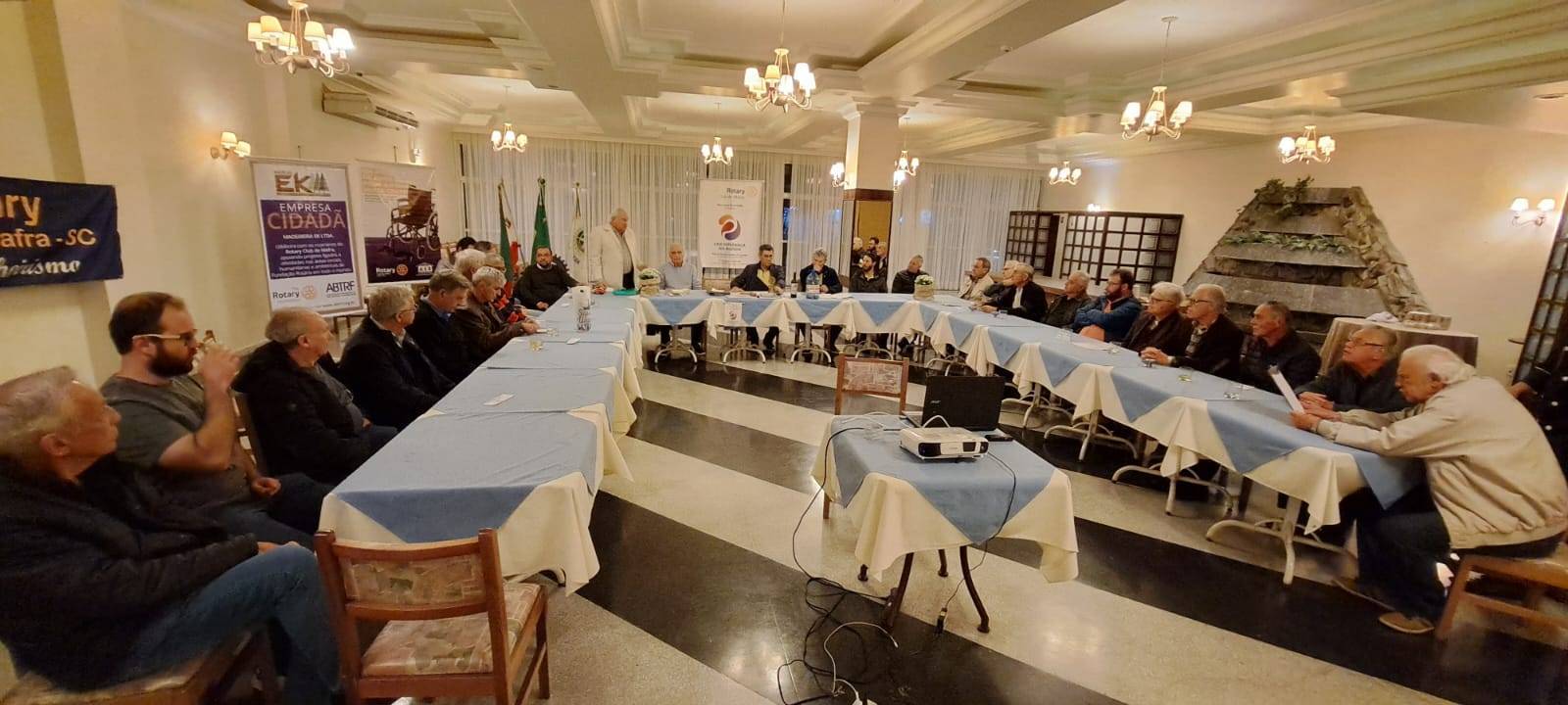 Reunião Rotary Club de Mafra com palestra Setembro Amarelo.