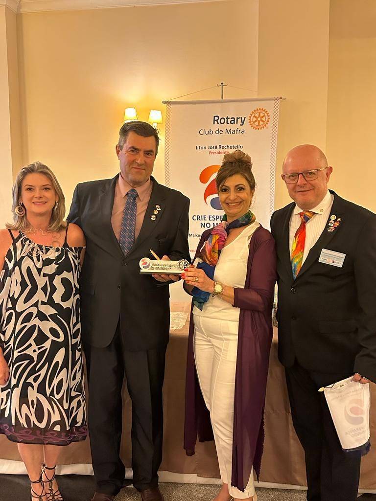 Presidente Ilton e esposa Samira juntamente com o Governador Marcus e esposa Sirlei.