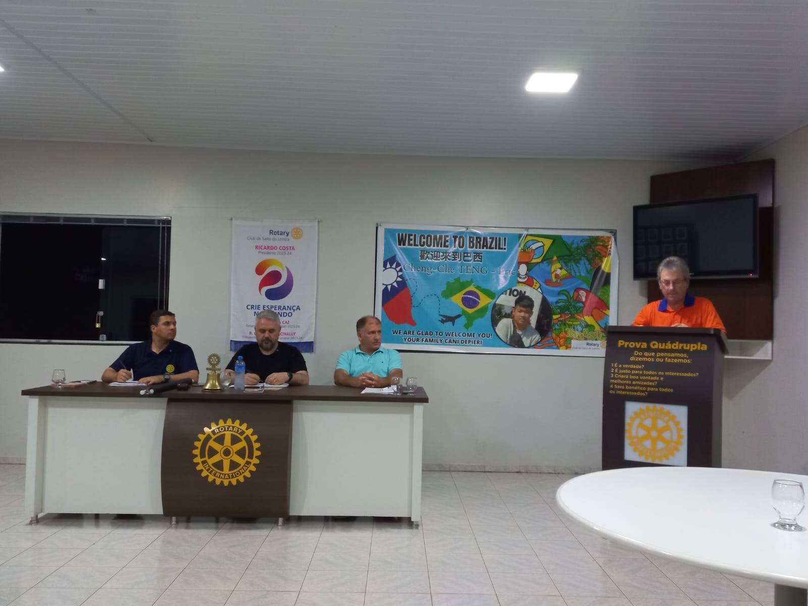 Rotary Club de Salto do Lontra a exemplo dos demais 42 fizeram a sua parte.
