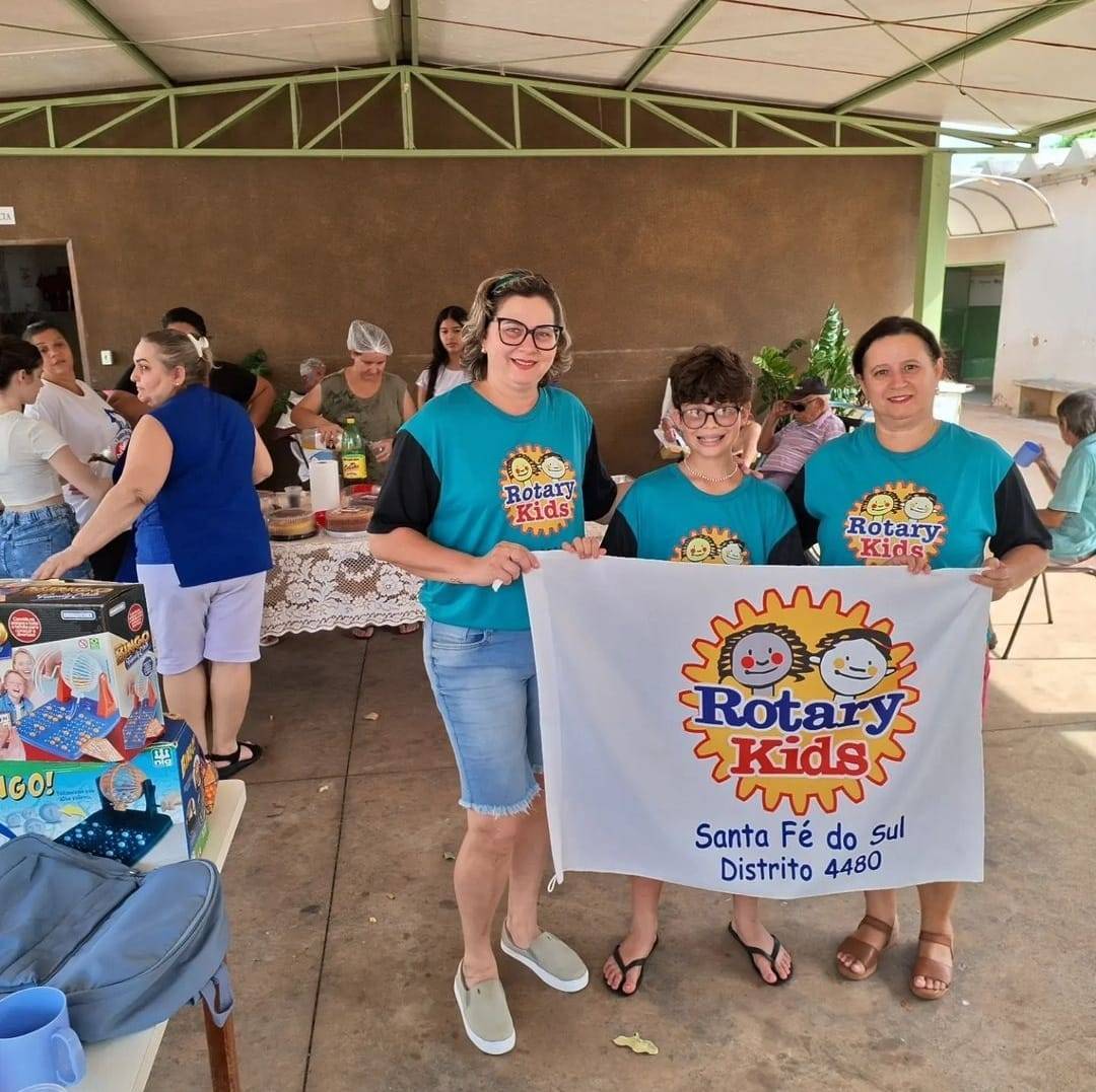 Rotary Kids de Santa Fé do Sul Levando Atenção aos Idosos