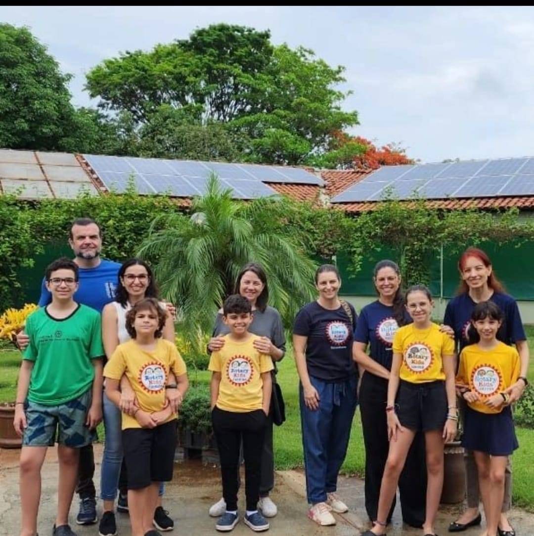 Entrega de Fraldas pelo Rotary Kids de São José do Rio Preto Jardins