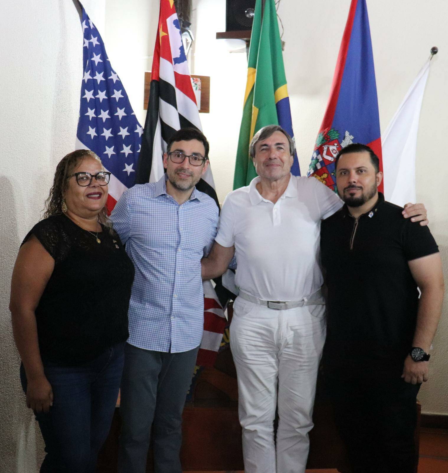 Rotary Club de Lins - Norte Promove Palestra sobre o Câncer de Próstata