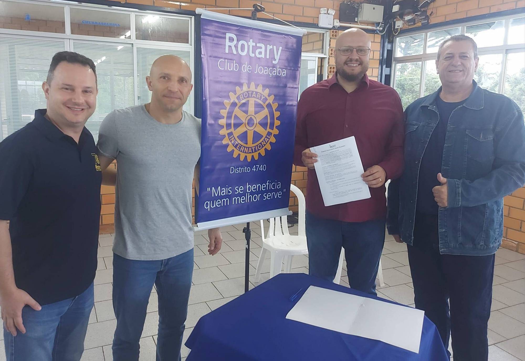 Feijoada em pról do HUST