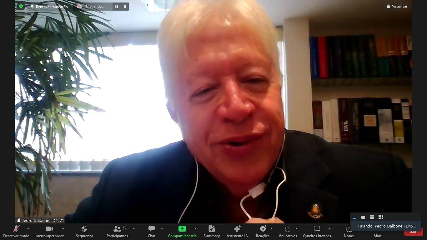 Por Siomara Castro Presidente da Comissão de Imagem Pública