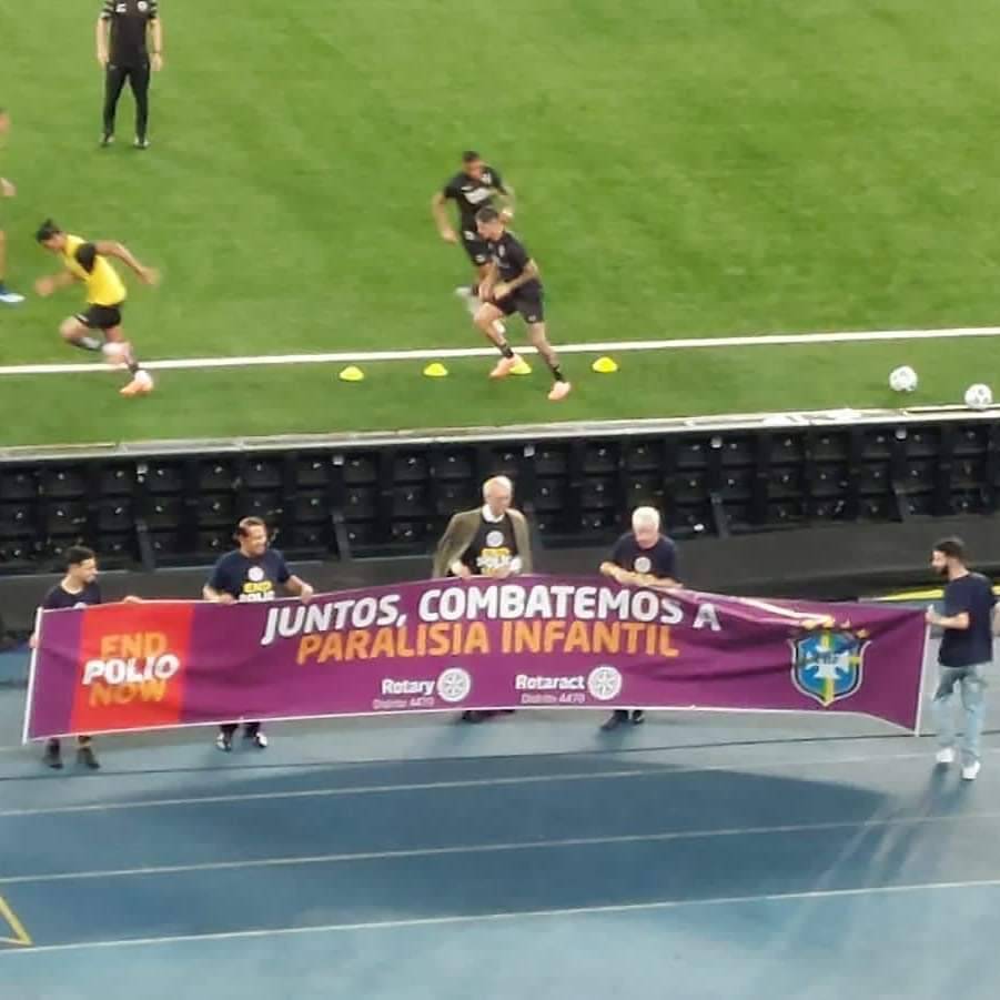 "Juntos contra a pólio" nos Campos de Futebol 