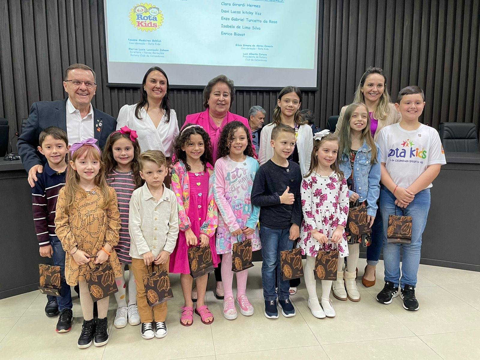 Oficina de Composteira do Rotary Kids