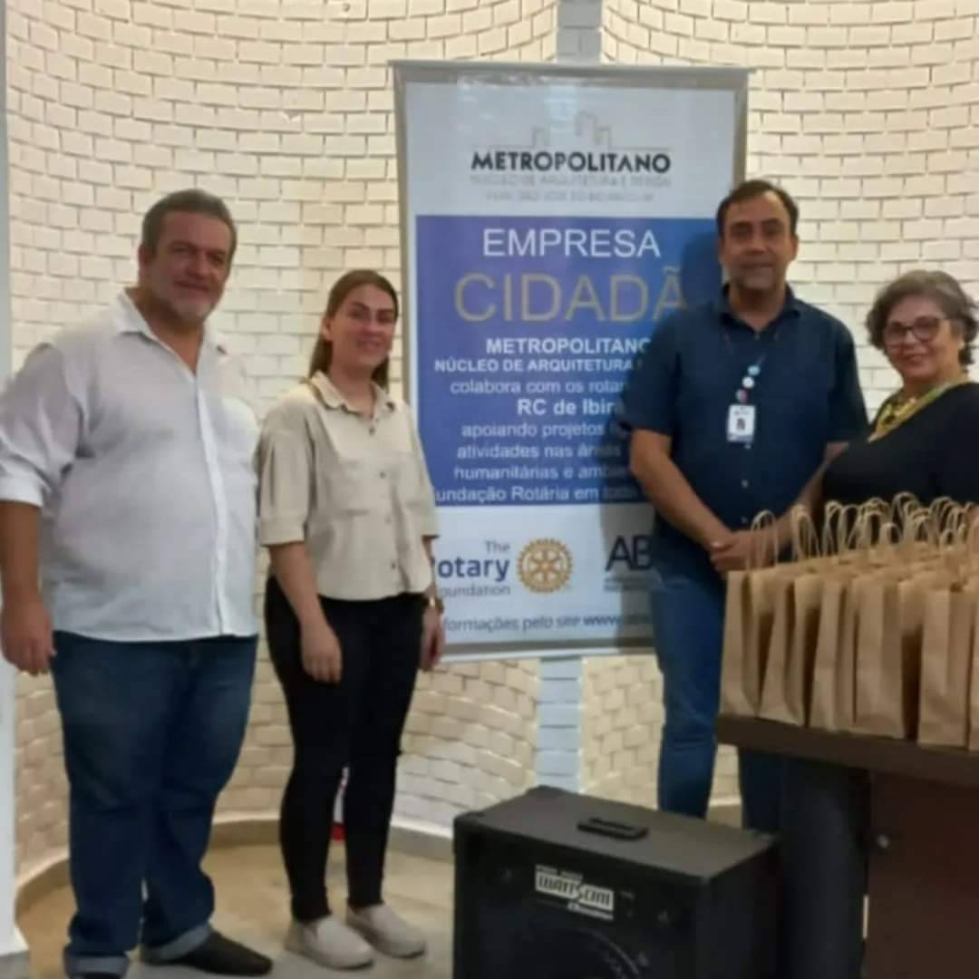 Rotary Club de Ibirá doa R$10.654,23 ao Hospital do Câncer de Catanduva