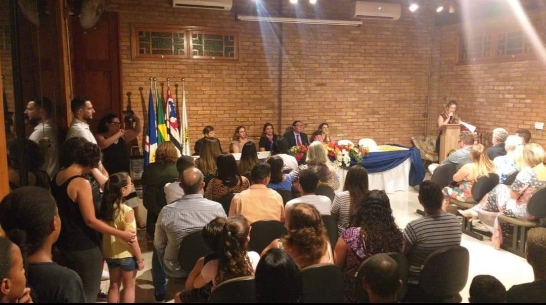 Entrega de prêmios do concurso de redação do Rotary Club de Bariri