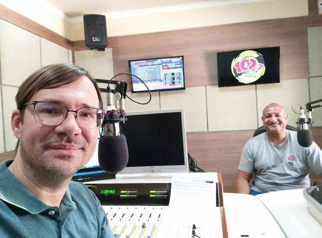 2º Porco no Rolete do Rotary Club de Cardoso é destaque em rádio local
