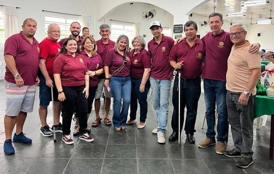 1005 dos socios do clube 