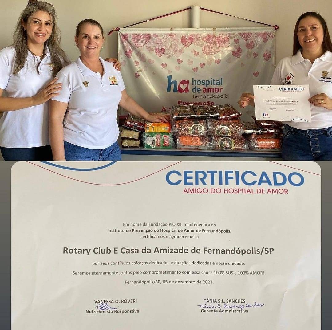 Entrega de pacotes de café para Hospital pelo Rotary Club de Fernandópolis