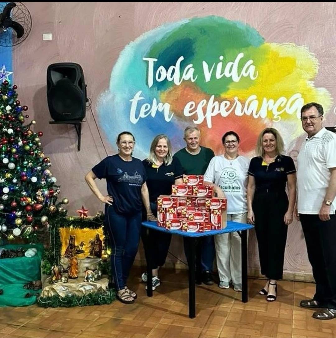Rosi Colpo, Cynthia Muhlbeier, Dom Anuar e companheiros da Fazenda 
