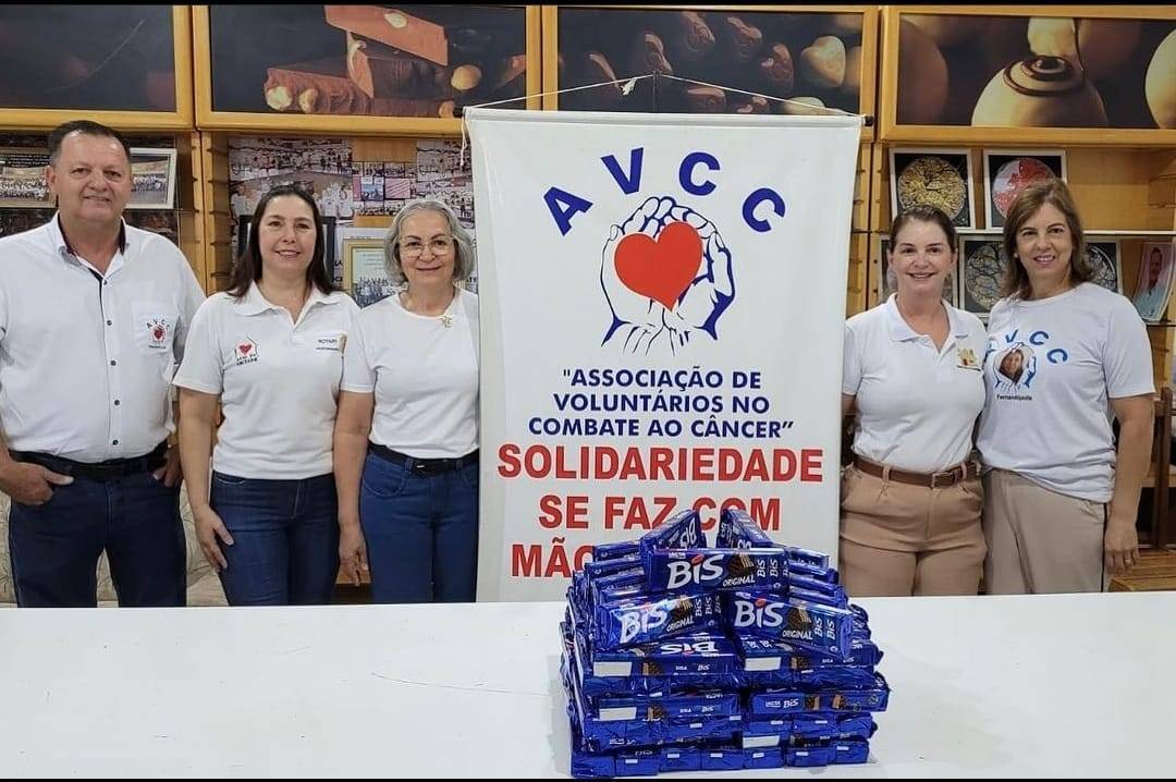 Rotary Club de Fernandópolis entregou 95 caixas para cestas básicas