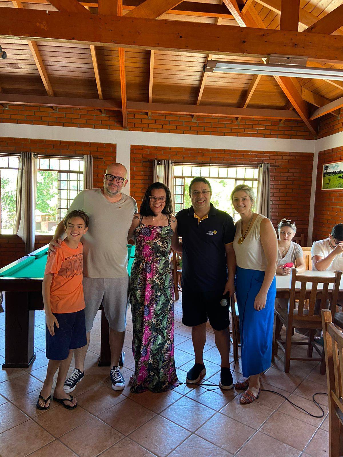 Novo companheiro Fábio Tossati com sua família, Presidente Rodrigo e Vice-Presidente Kely