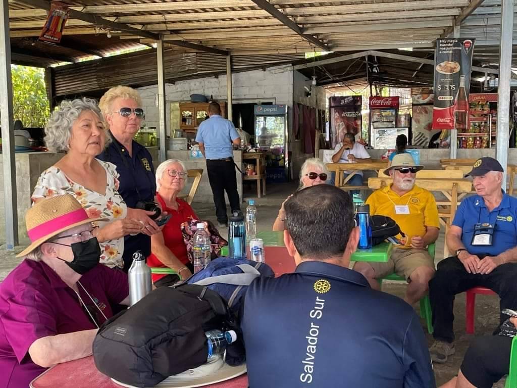 Poder transformador das feiras de projetos do Rotary