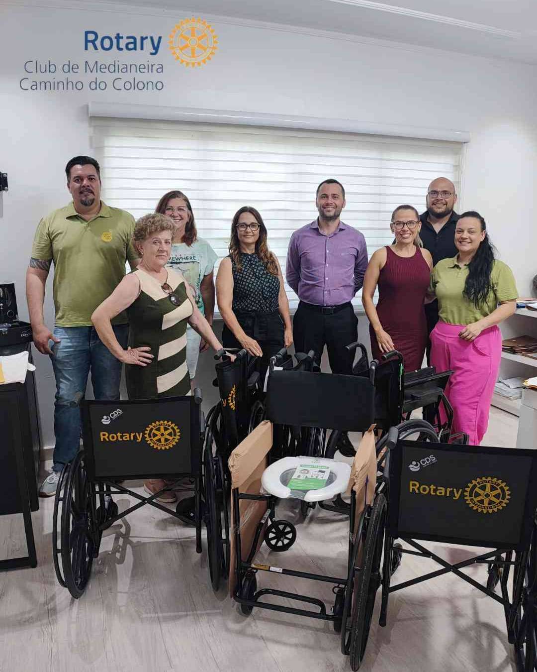 Novas cadeiras de Rodas e de Banho para o Banco Ortopédico 