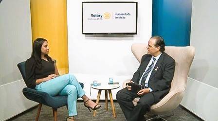 Liciane Silva fala com propriedade sobre a dupla filiação ao Rotary e ao Rotaract Club de Marília de Dirceu