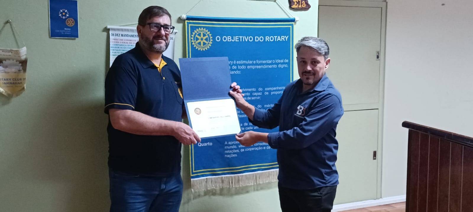 Sidnei Batistella recebe Título Paul Harris