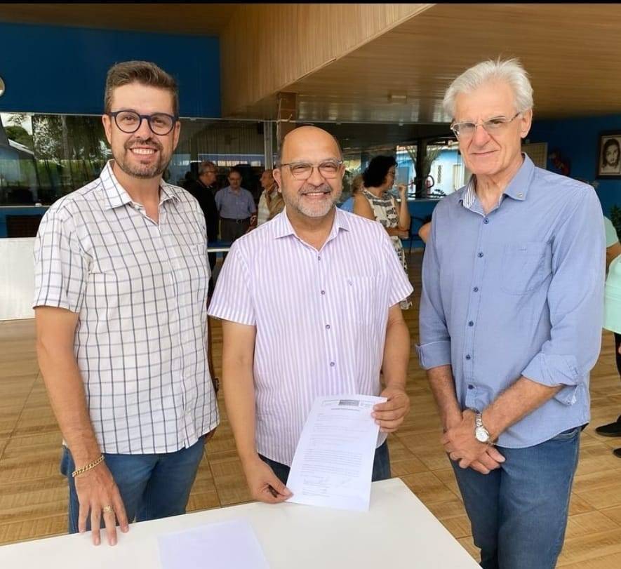 Rotary Club de Votuporanga conduz a entrega de equipamentos destinados à 