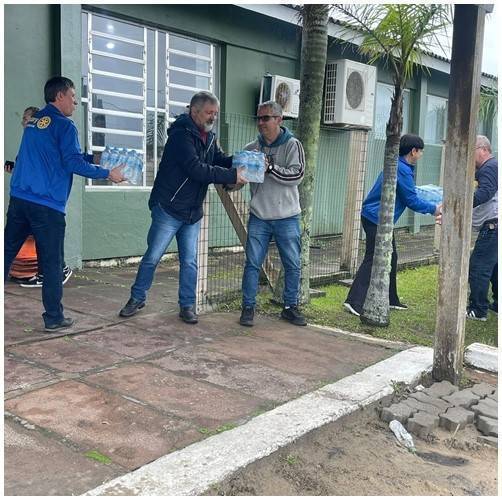  Apoio as famílias atingidas pelo alagamento no Rio Grande do Sul