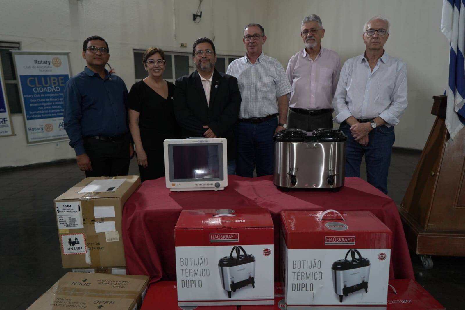 Entrega Projeto Distrital 2023-24 SANTA CASA DE ARAÇATUBA - Rotary Clubs de Araçatuba Bandeirantes e Cruzeiro do Sul-27/02/2024