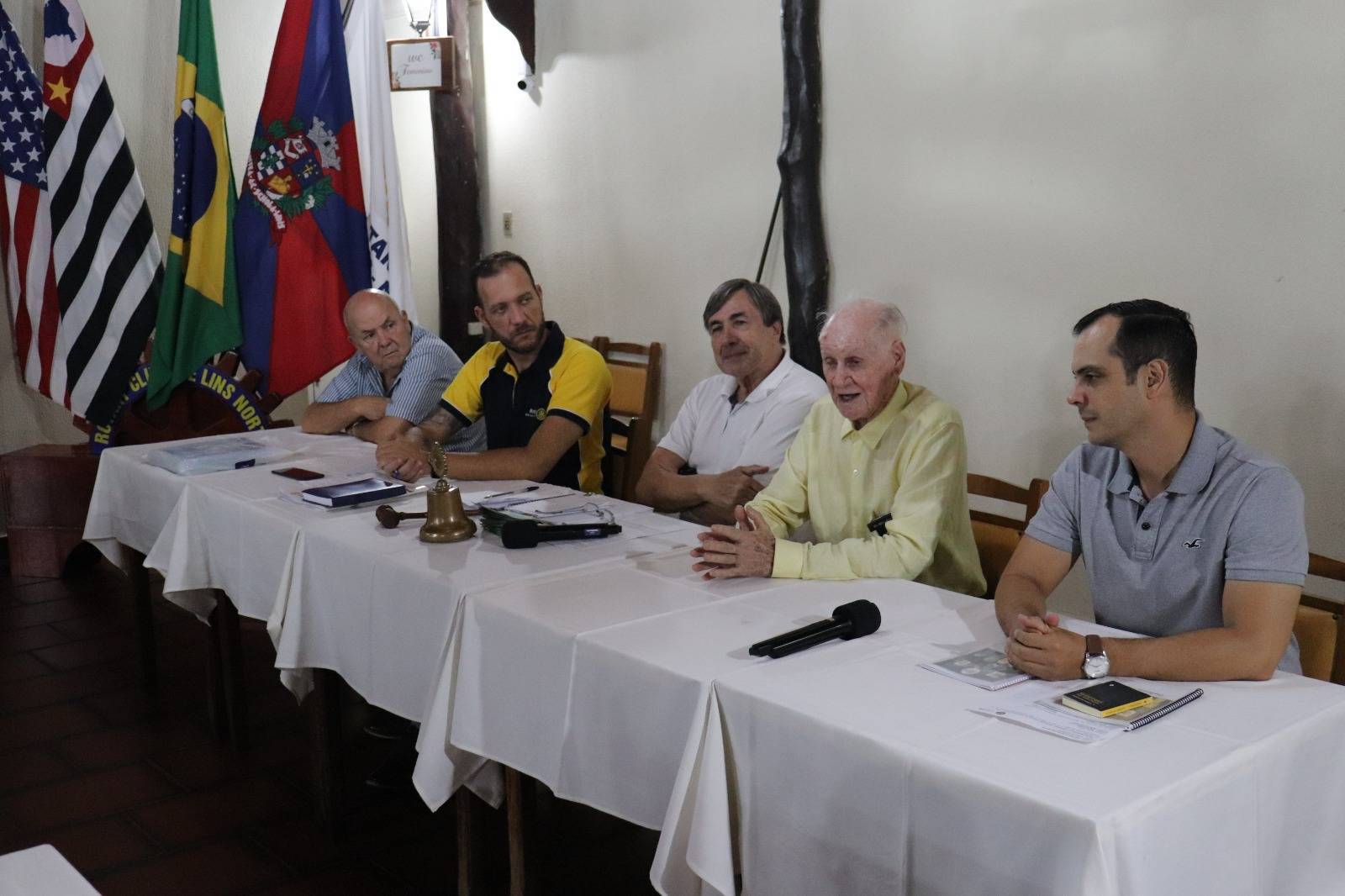  Rotary Club de Lins - Norte recebe Governador do Distrito 4480 na gestão 1973-74 - Pilton Felix Pereira