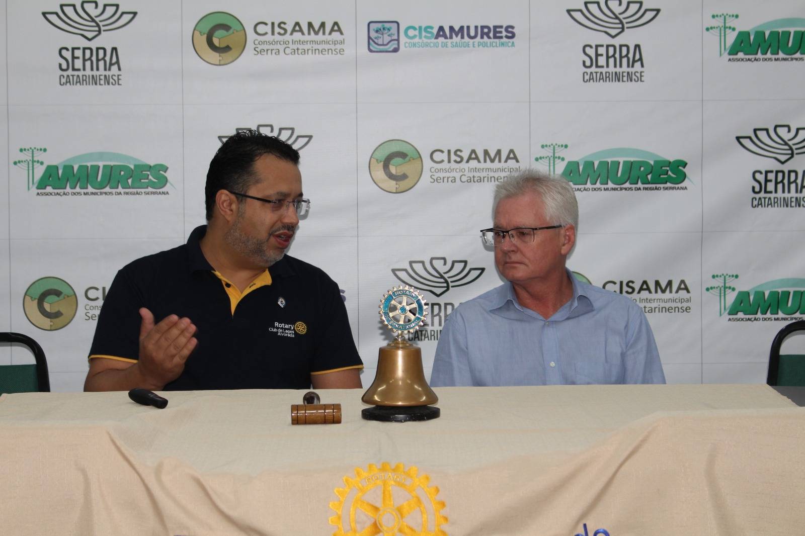 Presidente Rodrigo Rosa e o Secretário Executivo da AMURES, Walter Manfroi