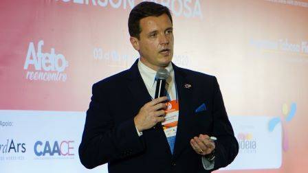 Adriano Valente, fala sobre a Associação Brasileira da The Rotary Foundation, na sexta-feira, dia 15