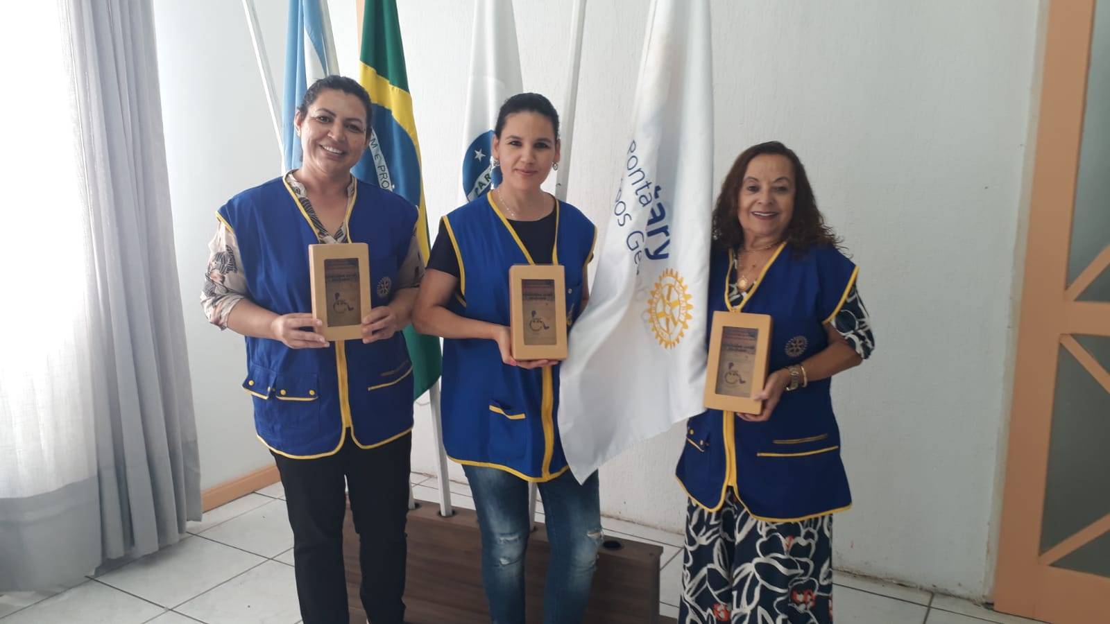 Lacre Solidário - Caixas coletoras de Lacres de Alumínio.