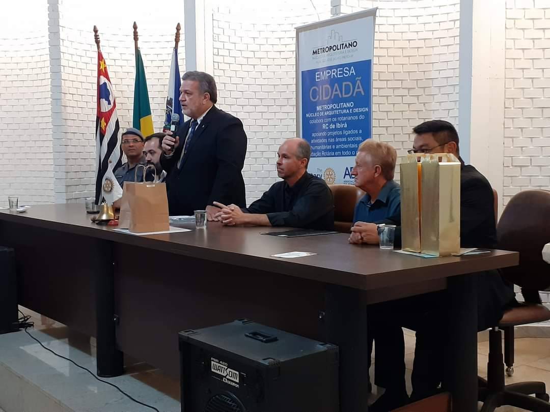 Cerimonia de formandos do projeto Educação digital Rotary/Microlins em Ibirá