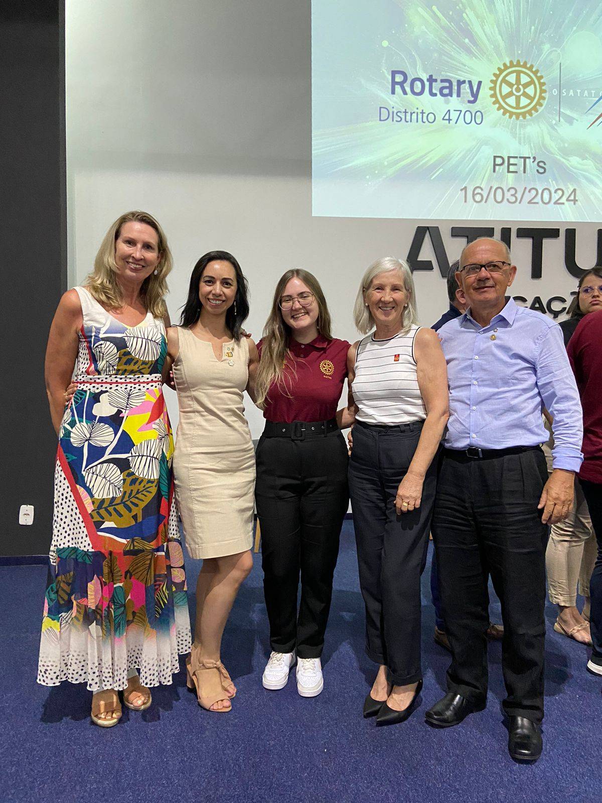 Companheiros participando do PETS 2024-25