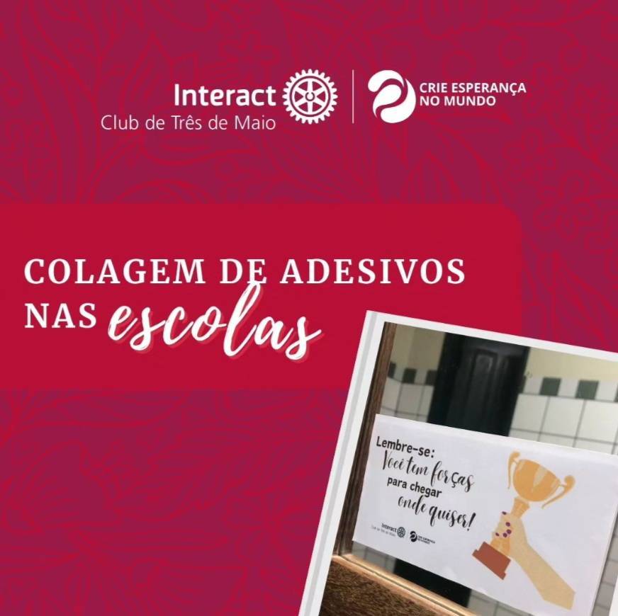  No dia 8 de março, em comemoração ao Dia das Mulheres, o Interact Club de Três de Maio realizou a colagem de adesivos com frases motivacionais nos banheiros femininos de escolas da cidade!   Esperamos que os recados sirvam de lembrete para as meninas e mulheres de que elas são incríveis!  #interact #ictmcriandoesperança   #pratodosverem  o fundo do post é vermelho e apresenta um padrão de flores em um tom mais claro da mesma cor.  à esquerda há um bloco com “colagem de adesivos nas escolas” escrito em branco. no canto inferior direito está uma foto do projeto.
