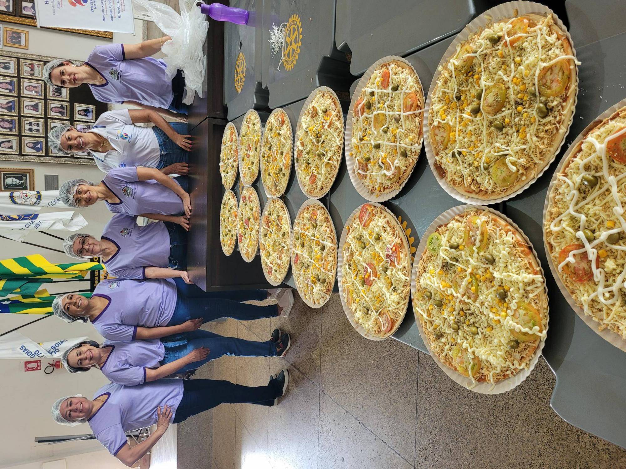 REALIZAÇÃO DE 300 PIZZAS