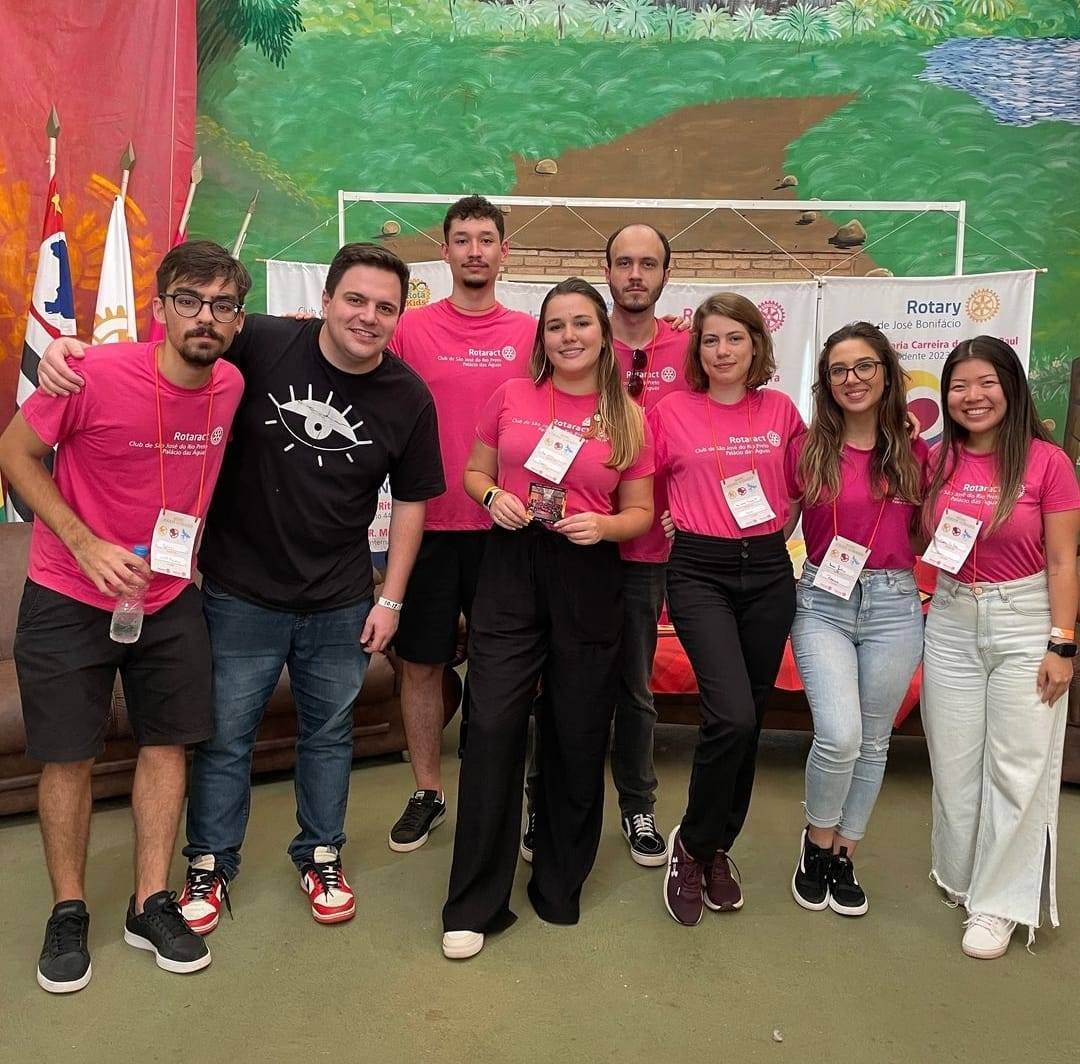 Rotaract Club de São José do Rio Preto Palácio das Águas marcou presença na ADIRC