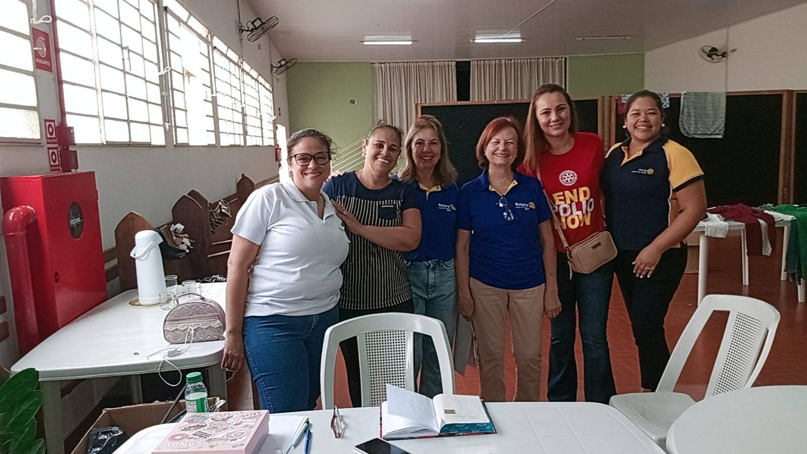 Bazar Beneficente em Lins 
