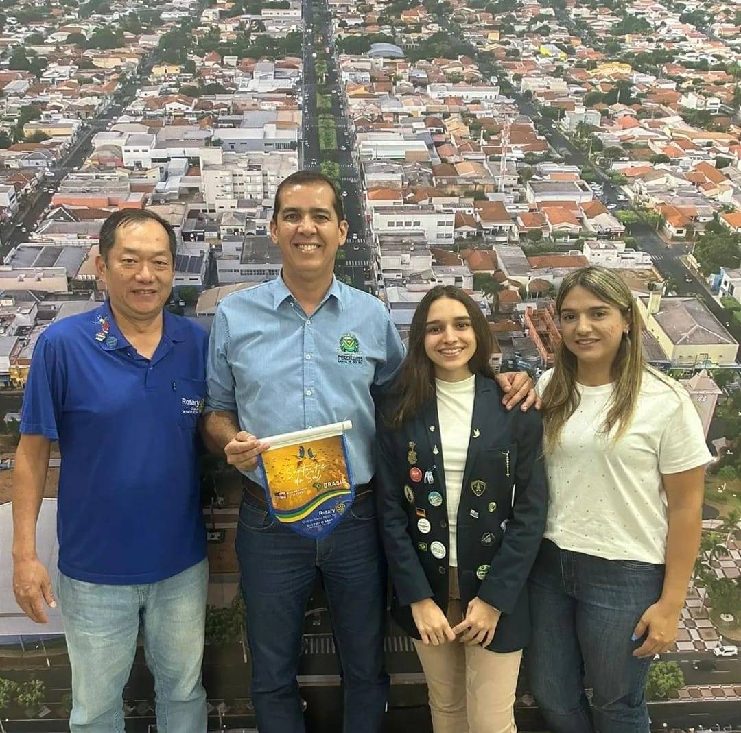 Intercambista Visita Prefeito de Santa Fé do Sul 