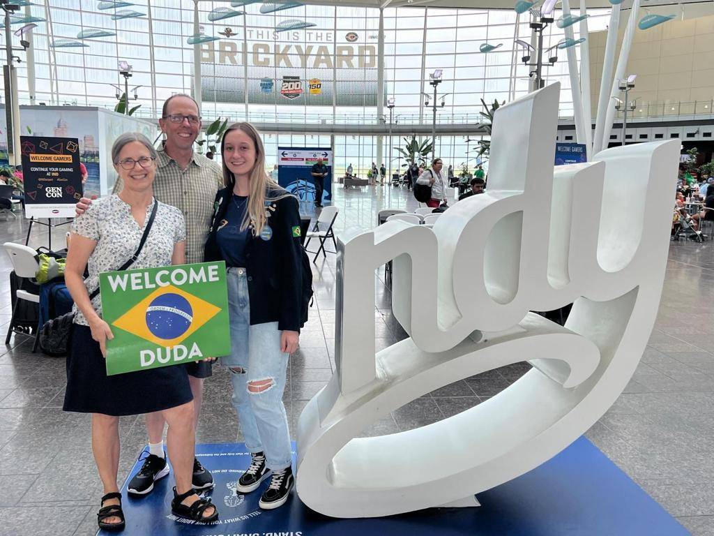 Maria Eduarda chega ao destino do intercâmbio 