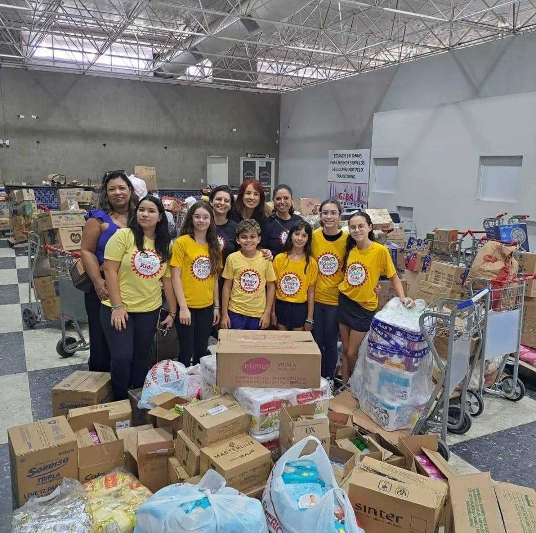  Rotary Kids - Jardins realiza entrega de mais de 3000 produtos de higiene pessoal 
