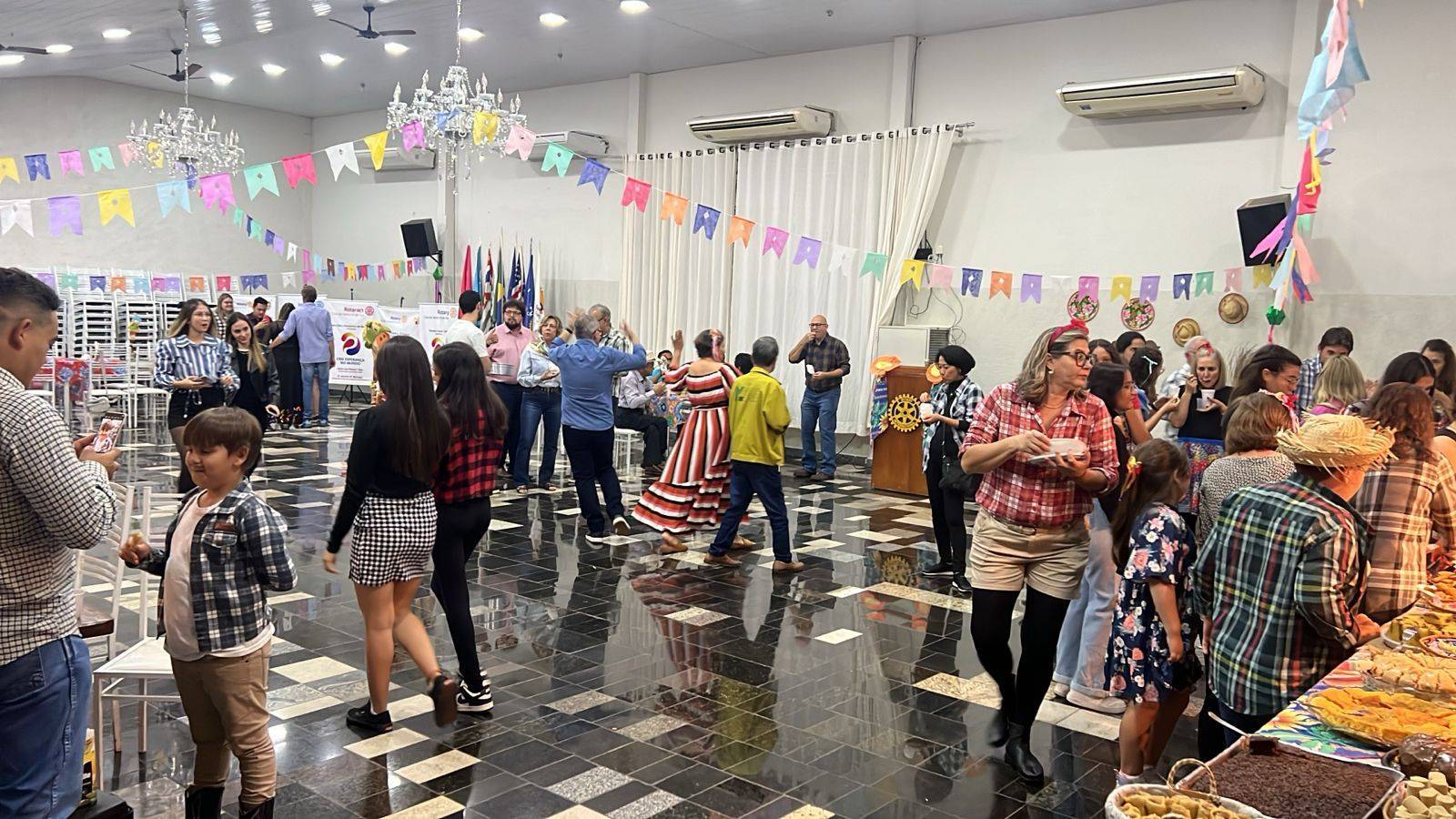 Arraiá da Família Rotária de Santa Fé do Sul.
