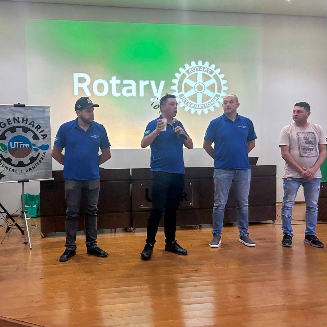 Rafael Silva, Alexandre Boa Luz, Junior Terra e Carlos Sutile durante a palestra.