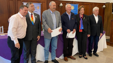 Governador 2024-25 Alfredo Arten Júnior, Governador 2023-24 Laerzio Chiesorin Junior, Governador 2003-04 Ernani Augusto Brecianinni, Arnaldo Dumsch, Adélia Ribeiro e Heron Arzua.