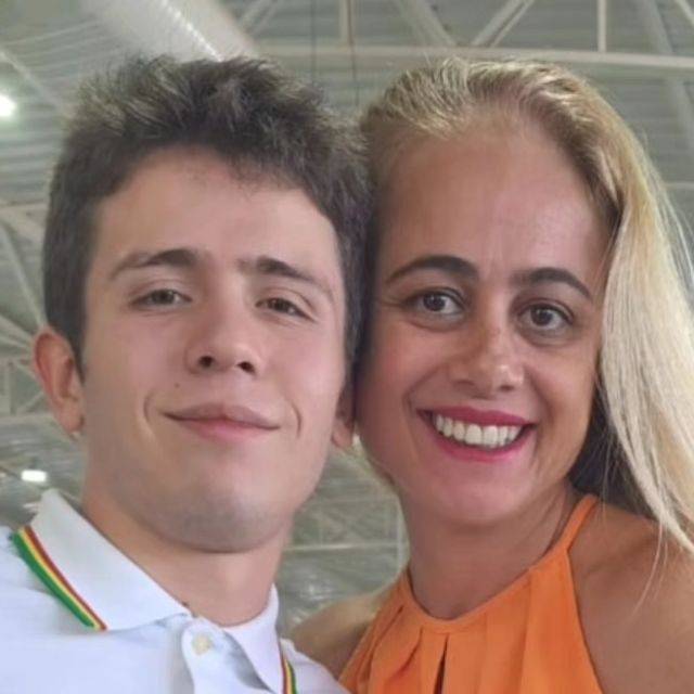 YEP4480: Entre Chegadas e Partidas